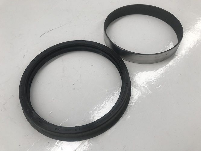 SEAL.CRANK ,REAR