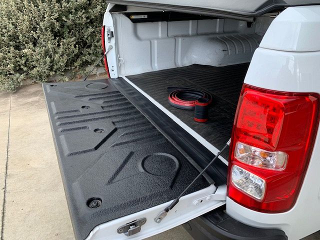  Universal Tail Gate Gap Filler