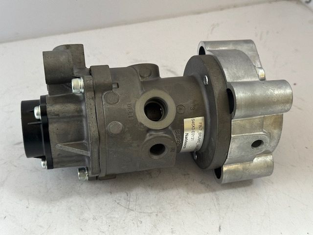 FOOT VALVE - BRAKE ASSEMBLY