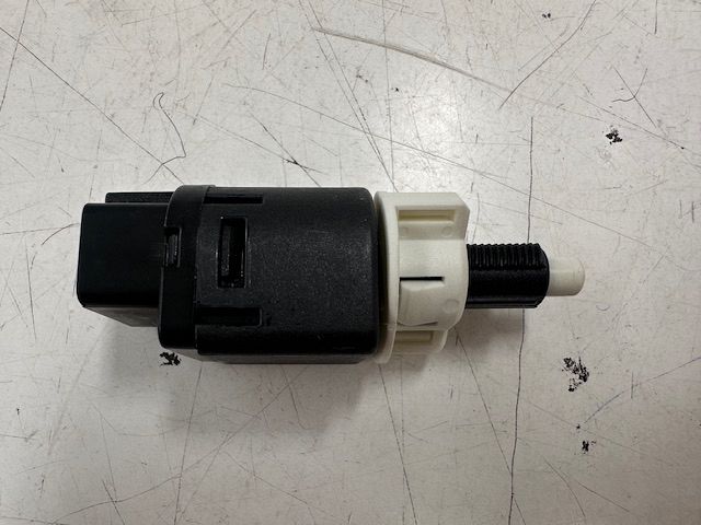 EXHAUST RETARDER SWITCH