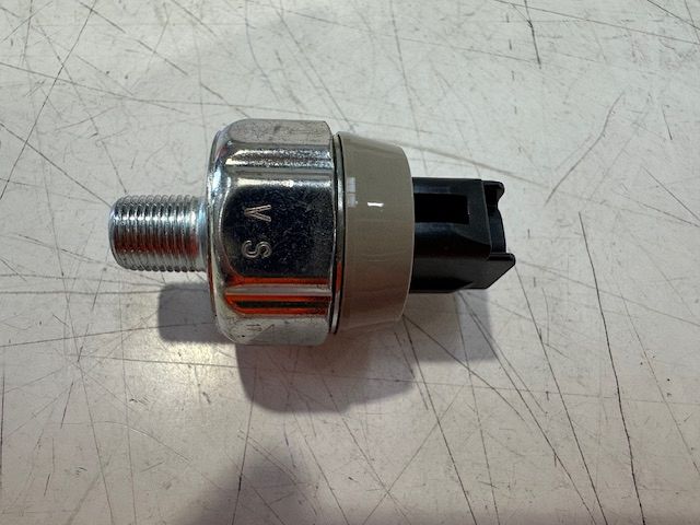 SWITCH - VACUUM WARNING