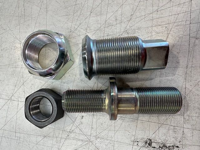 HUB BOLT KIT - REAR RH