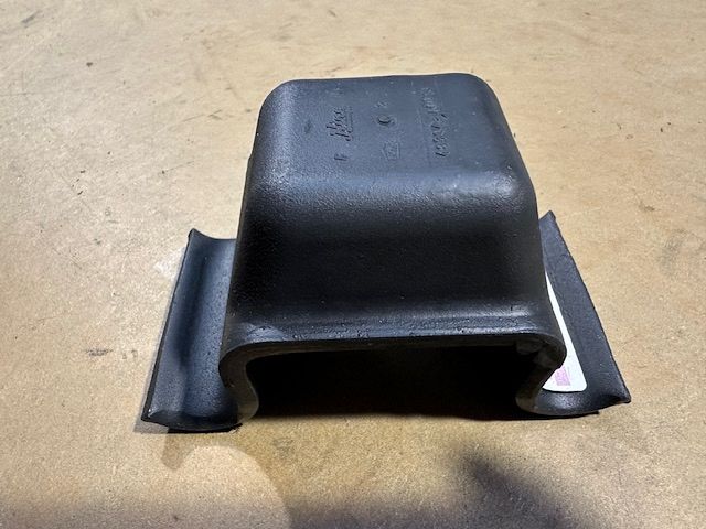 FRONT SPRING BUMP STOP