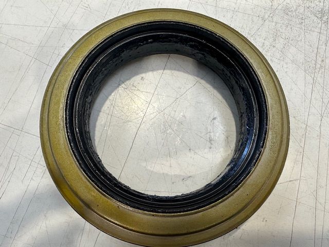 SEAL - REAR HUB