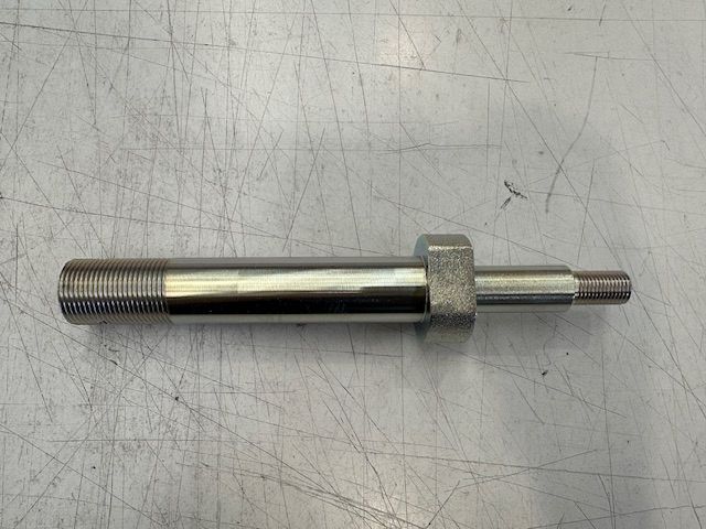 FRONT STABILISER PIN