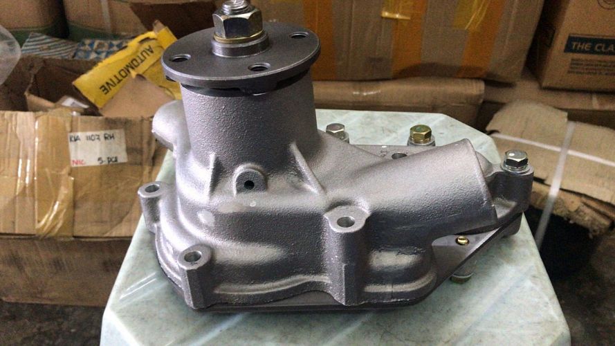 WATER PUMP ASSEMBLY