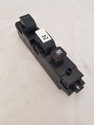 SWITCH, WINDOW RH