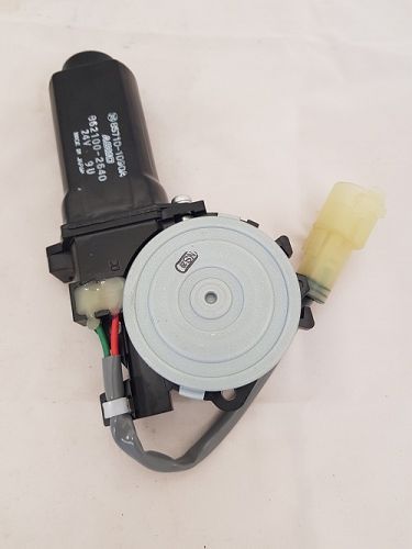 MOTOR, WINDOW REGULATOR RH