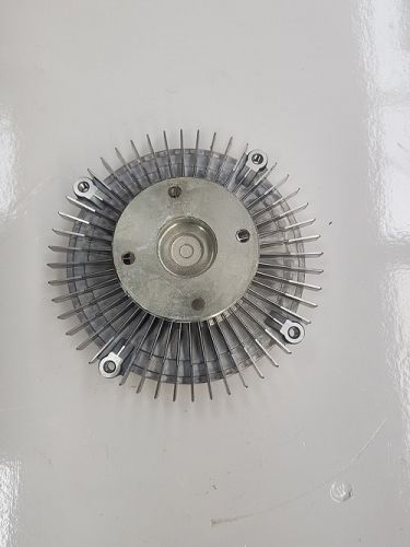 HUB, VISCOUS FAN CLUTCH