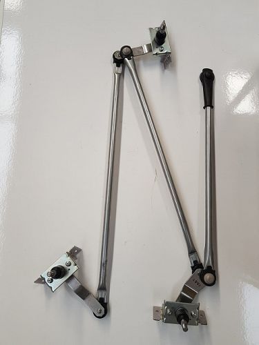 LINKAGE, WIPER  NISSAN UD