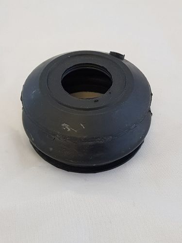 BOOT, TIE END ROD ISUZU 