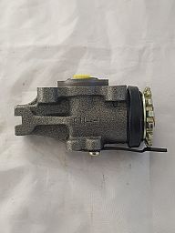 CYLINDER, WHEEL FRONT RH REARWARD