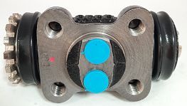 CYLINDER,WHEEL RH REAR