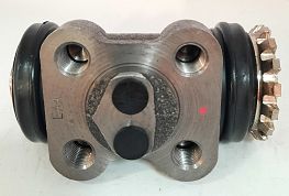 CYLINDER,WHEEL RH REAR