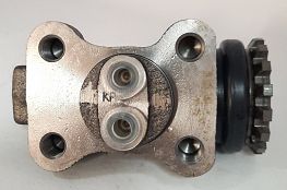CYLINDER,WHEEL RH FRONT