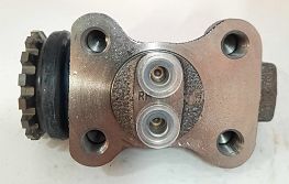 CYLINDER,WHEEL LH FRONT