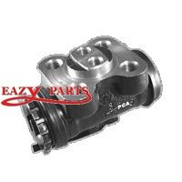 CYLINDER, WHEEL REAR RH REARWARD