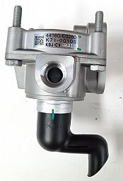 RELAY VALVE ASSEMBLY