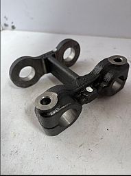 FRONT SWINGING SHACKLE