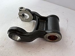 REAR SWINGING SHACKLE