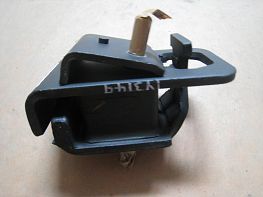 FRONT ENGINE MOUNT