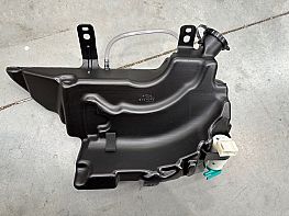 WASHER BOTTLE & MOTOR