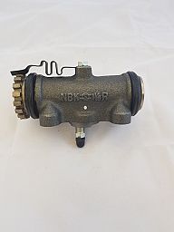 CYLINDER, WHEEL REAR RH FORWARD