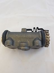 CYLINDER, WHEEL REAR LH REARWARD