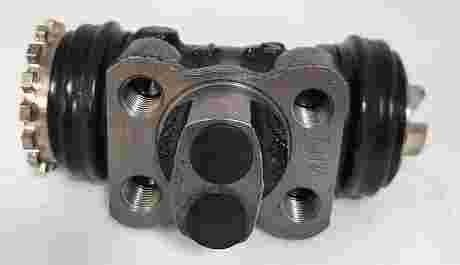 CYLINDER,WHEEL RH REAR 