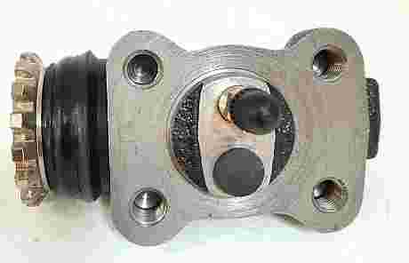 CYLINDER,WHEEL RH FRONT ISUZU 