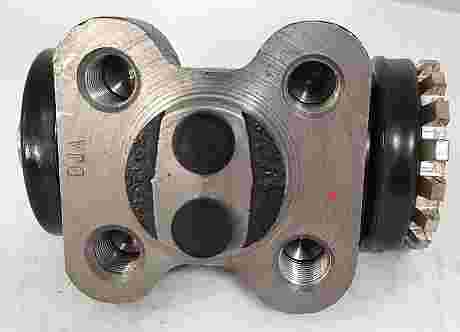 CYLINDER,WHEEL RH REAR