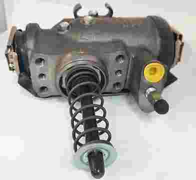 CYLINDER,WHEEL RH REAR