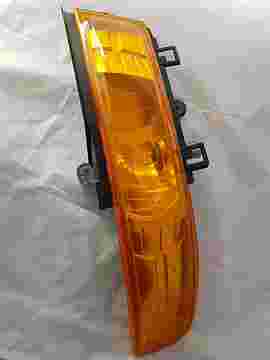 LAMP, INDICATOR FRONT RH