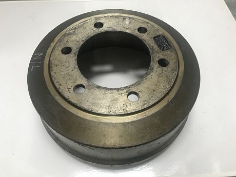 BRAKE DRUM , FRONT 
