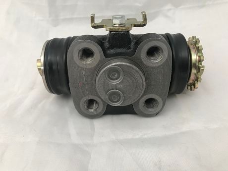 WHEEL CYLINDER , REAR 