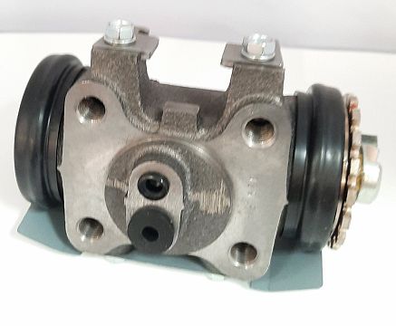 CYLINDER,WHEEL RH REAR