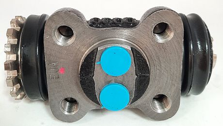 CYLINDER,WHEEL RH REAR