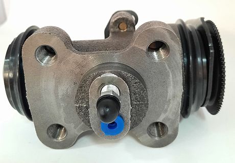 CYLINDER,WHEEL RH REAR