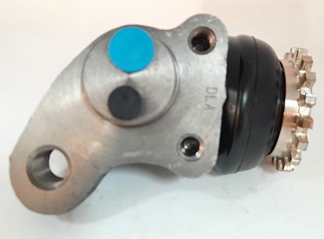 CYLINDER,WHEEL LH FRONT