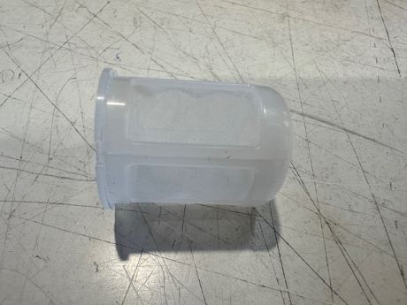 STRAINER - FLUID RESERVOIR