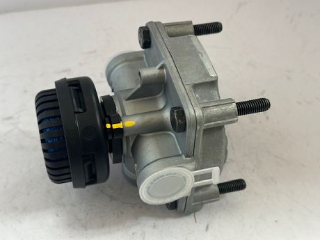 RELAY VALVE ASSEMBLY