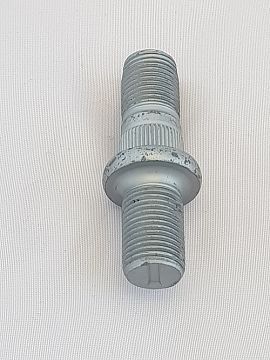 STUD, WHEEL REAR LH