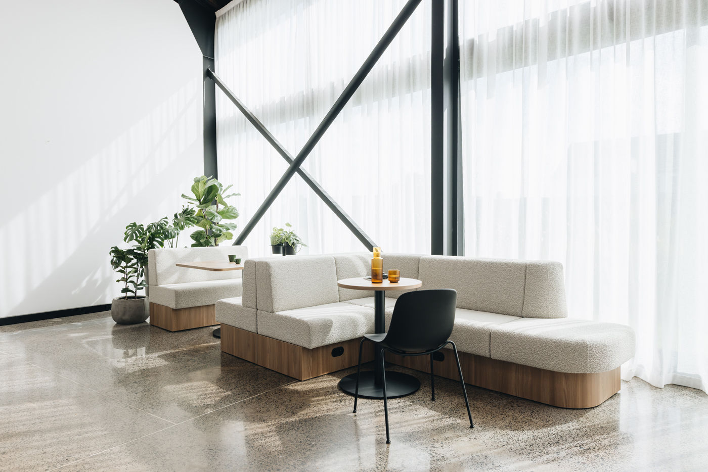 Terrain banquette seating – modular seating for commercial spaces | Vidak