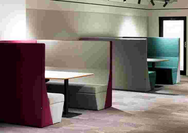 Huddle collaborative booths – flexible meeting spaces | Vidak