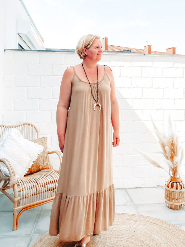 Jurk Jolien camel Jurk Jolien camel