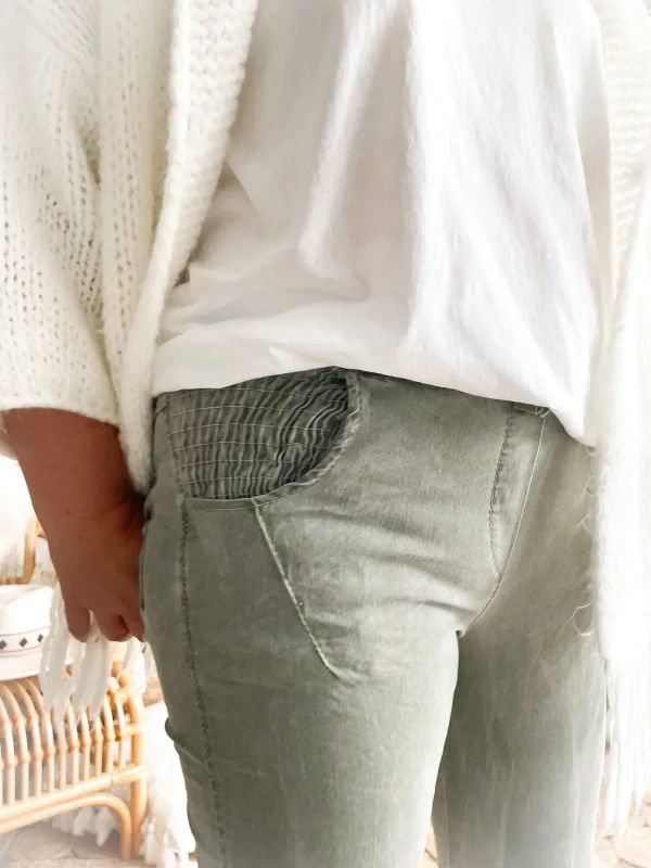 Broek Anissa washed kaki Broek Anissa washed kaki