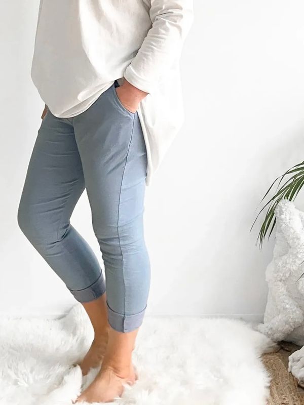 Broek Louisa jeansblauw Broek Louisa jeansblauw