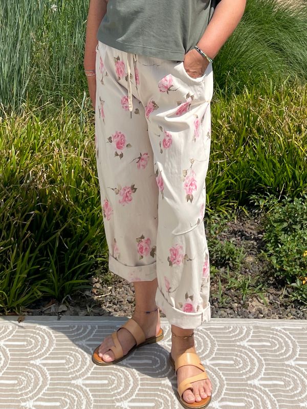 Broek bloemetjes ecru