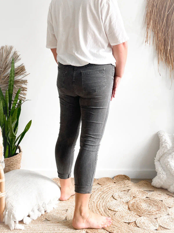 Broek Anissa washed grijs Broek Anissa washed grijs