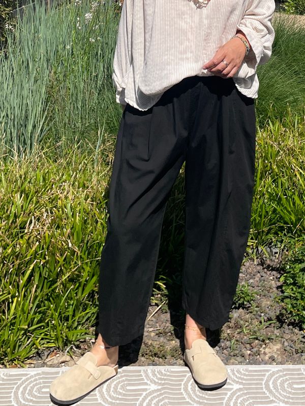 Broek Noe zwart curve